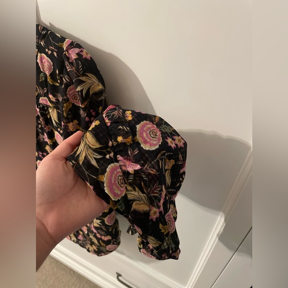 Brand New LOFT blouse - Picture 7 of 8